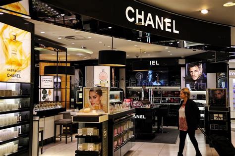 gatwick airport chanel|luggage stores Gatwick airport.